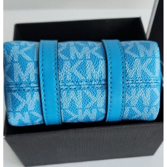 Michael Kors Micro Duffle Key Fob Perfect Sky Blue Signature Silver Hardware NWT - Picture 4 of 10